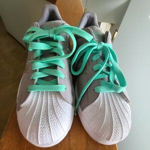 Casual Adidas Sneakers